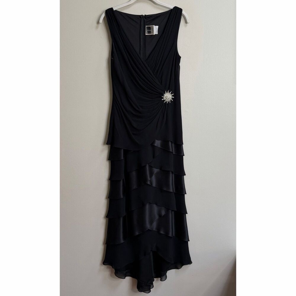Tadashi Shoji Black Sleeveless Surplice Tiered Layers Silk Formal Gown Size 8 - Picture 2 of 16